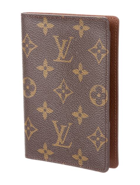 lv passport holders